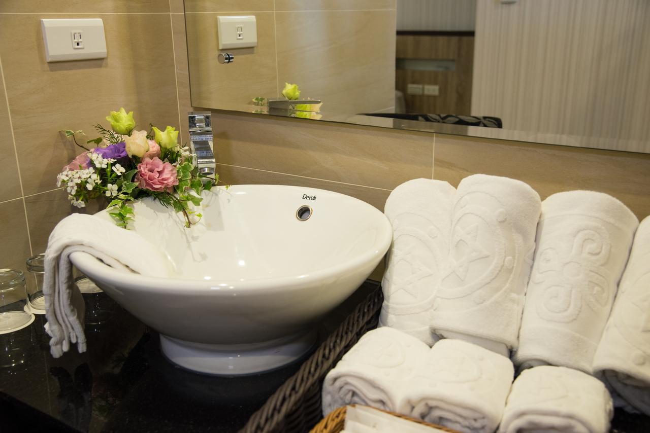 Issmy Hotel Spring Resort Цзяоси Экстерьер фото